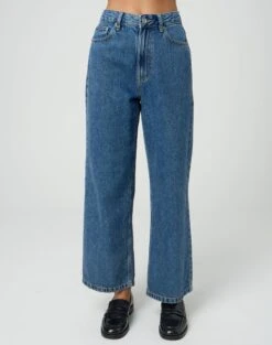 Wide Leg Cropped Jean 34 Wide Leg Cropped Jean -Swoon Fashion beadie wide leg crop jean suzy mid wash full jd41279fau