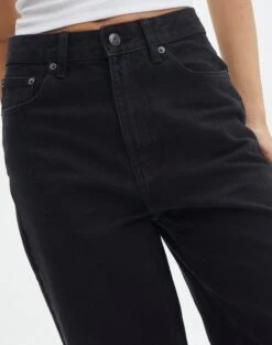 Wide Leg Cropped Jean 25 Wide Leg Cropped Jean -Swoon Fashion beadie wide leg crop jean washed black imageback jd41279fau