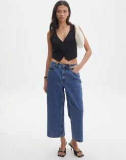 Thin Waistband Straight Leg Jean -Swoon Fashion carli long culottes suzy mid wash front jd136909rdnm 1