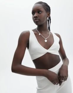 Knit Twist Front Crop Top -Swoon Fashion co anwar twist knit milk front kv109493ne