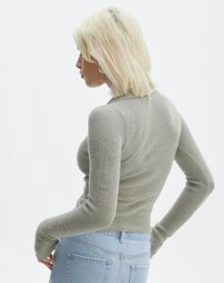 Collared Button Up V Neck Long Sleeve Knit -Swoon Fashion lenny collared button up sea mist back kc123969vp