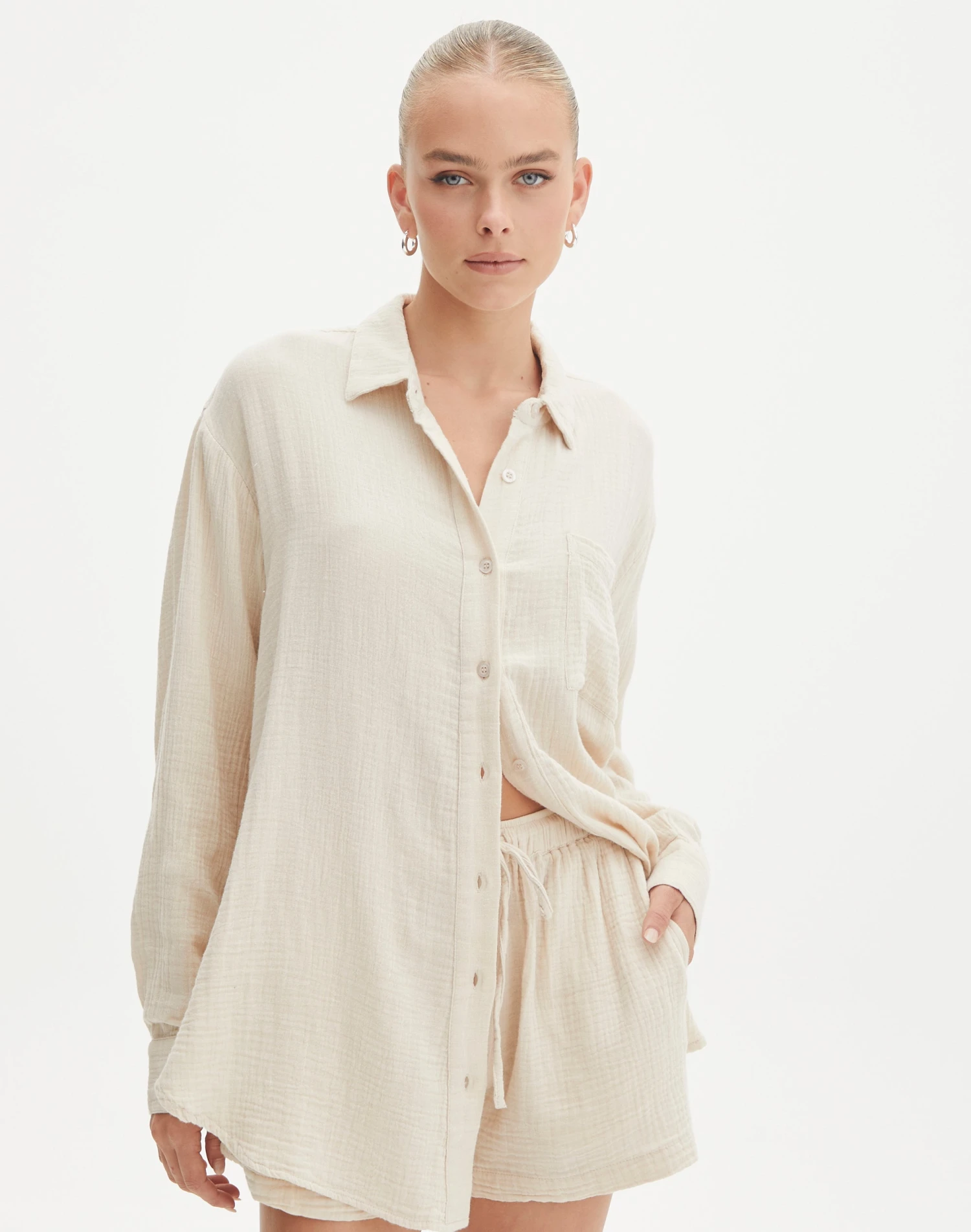 Oversized Contrast Stripe Shirt 17 Oversized Contrast Stripe Shirt - Image 15