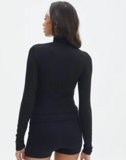 Luxe Lounge Modal Quarter Zip Front Long Sleeve Top -Swoon Fashion quinn quarter zip top black back tl93138mod