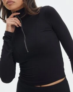Luxe Lounge Modal Quarter Zip Front Long Sleeve Top -Swoon Fashion quinn quarter zip top black imageback tl93138mod