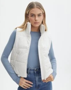Cropped Puffer Vest -Swoon Fashion r sloan cropped puffer vest bad to the bone front vs49501rcml