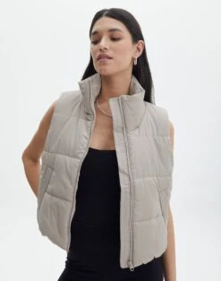Cropped Puffer Vest -Swoon Fashion r sloan cropped puffer vest on the rocks front vs49501rcml