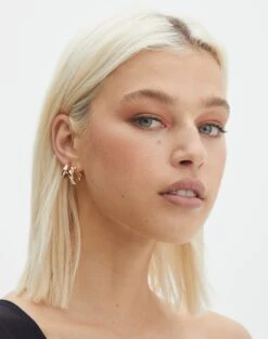 Tailored Oversized Vest -Swoon Fashion twisted plain hoop pack gold front je121822ear